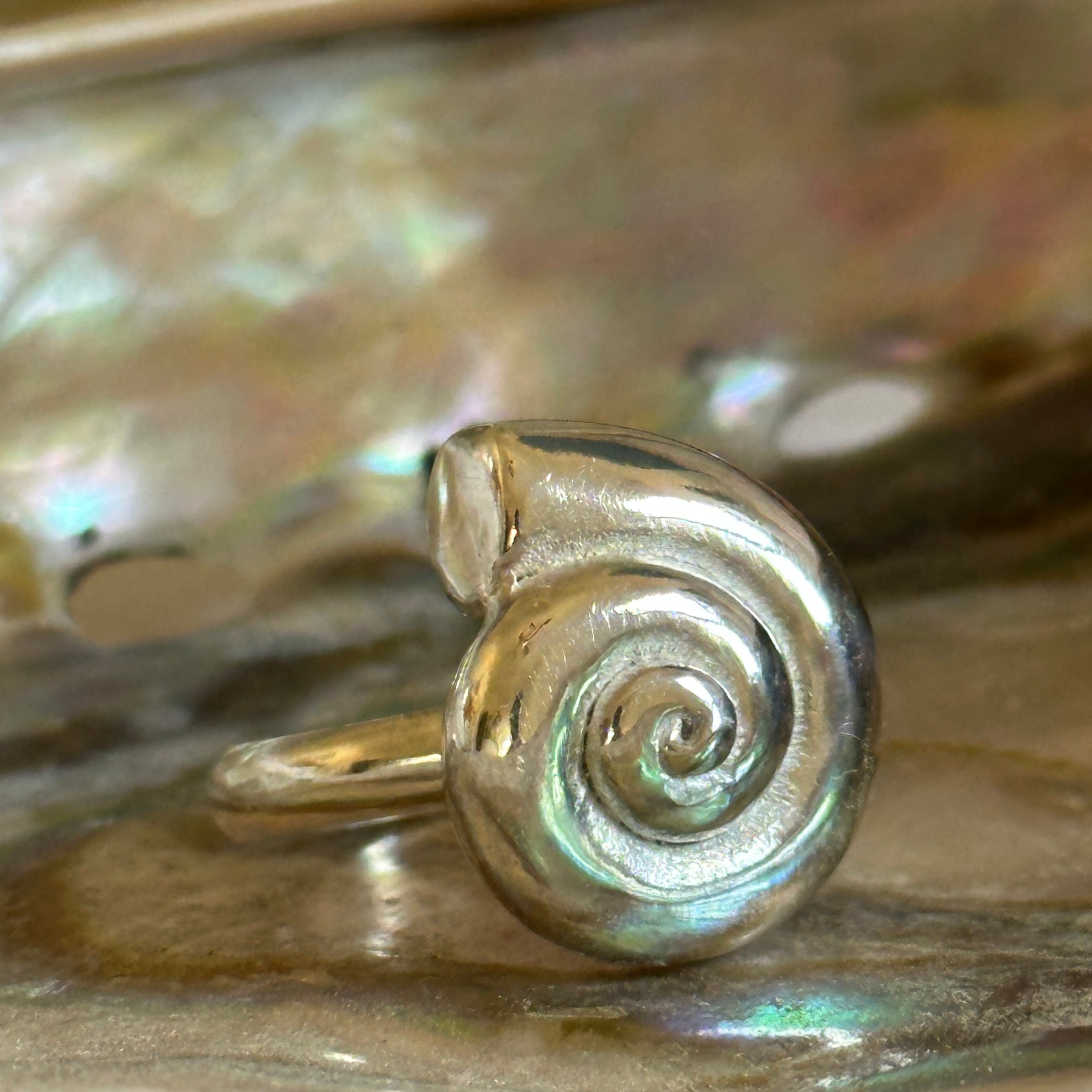 RINGS – Floating World