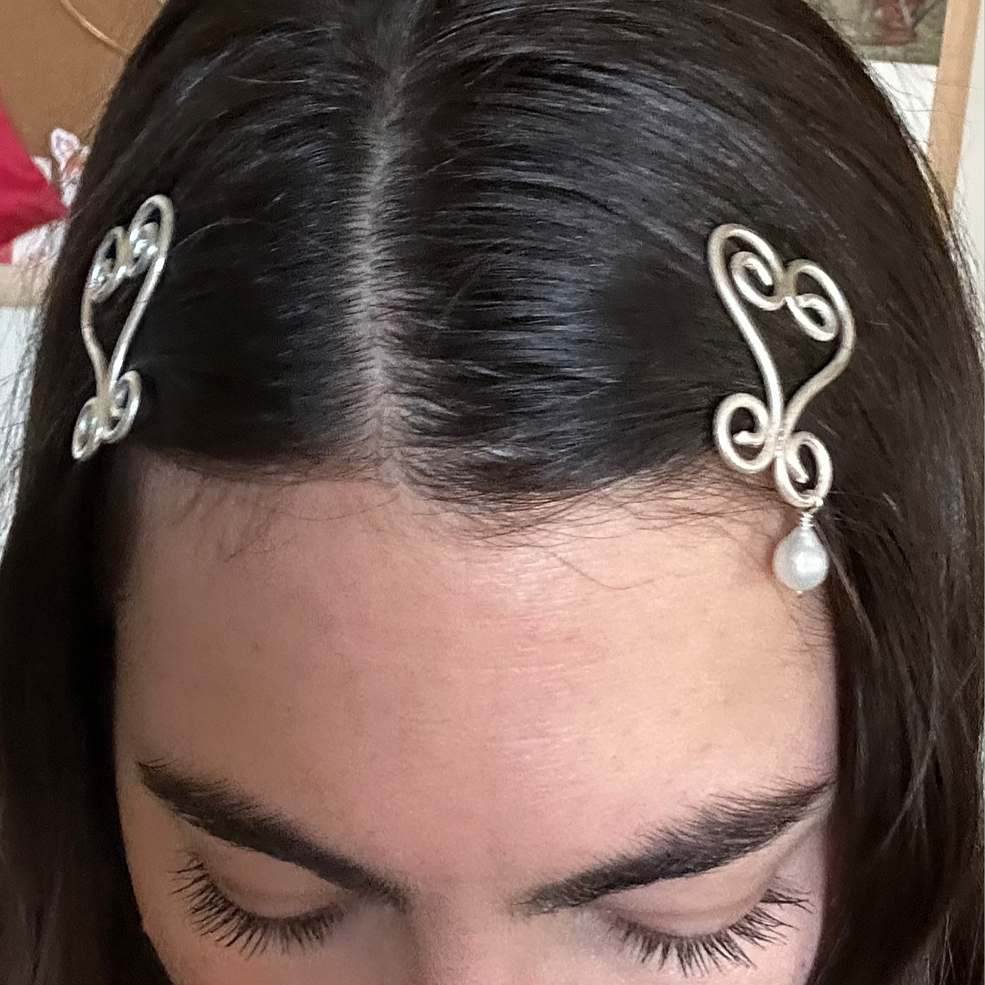 Single Scroll Heart Hair Clip