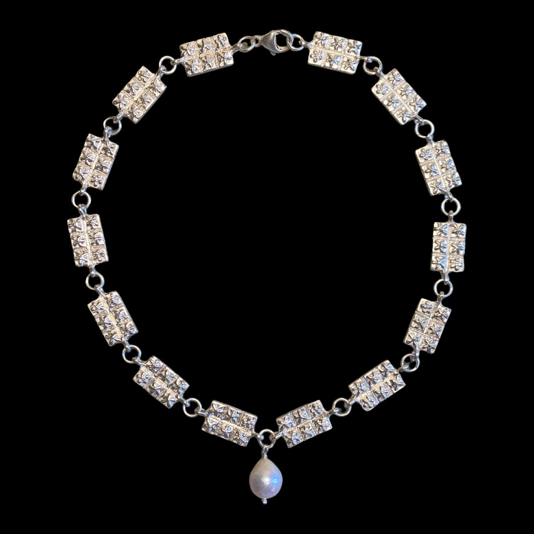 Flower Tile Collar